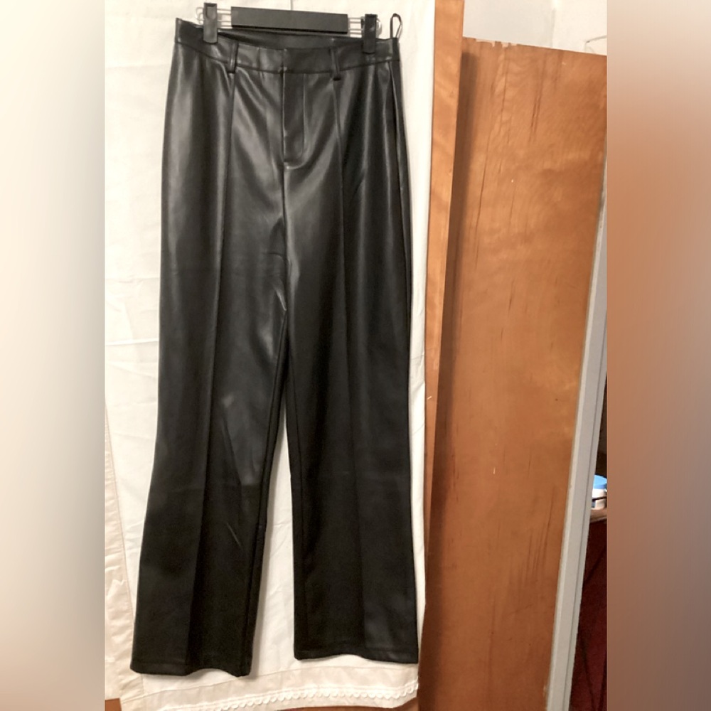 COMMENSE FAUX LEATHER WIDE LEG PANTS Sz M NWT